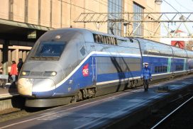 1280px-Lyon_Part-Dieu_TGV_Duplex