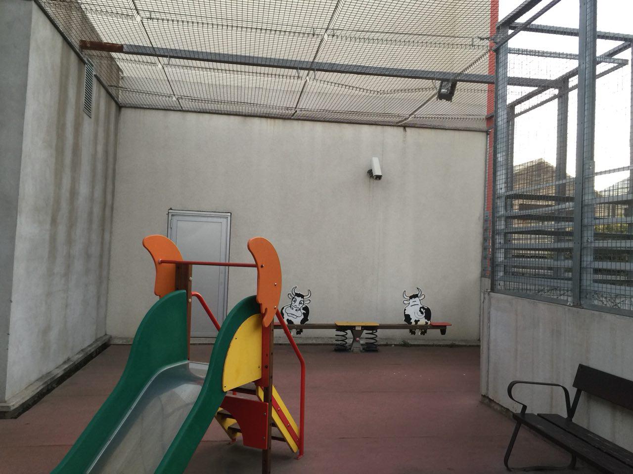 Visite du centre de rétention du à Marseille La France insoumise