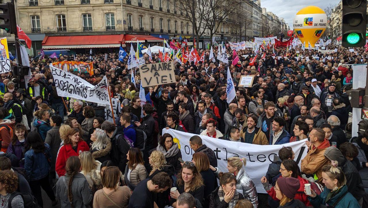 Manifestation 17 décembre Paris 7