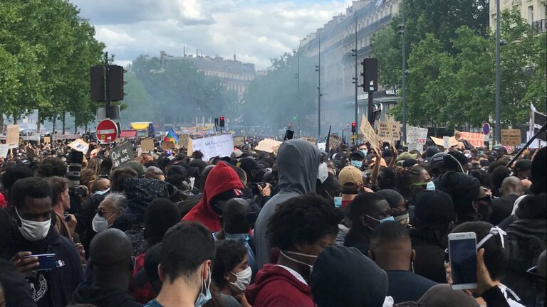 Marche Comité Adama