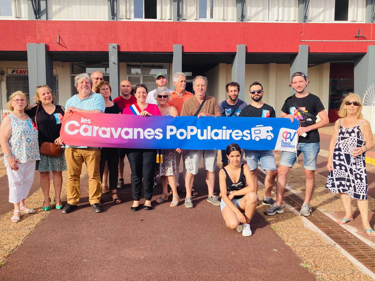 LES CARAVANES POPULAIRES CONTRE LA VIE CHÈRE - Jour 12 : étapes de Castres et Chambéry